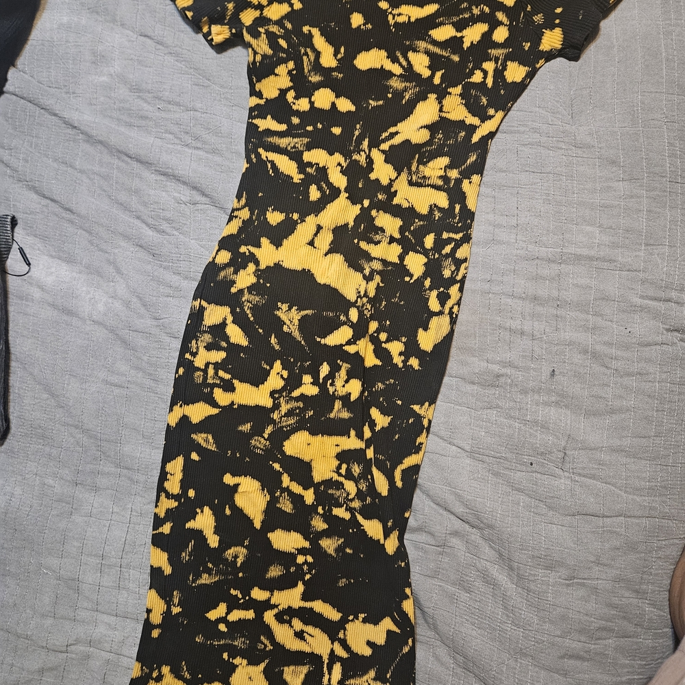 Fashion Nova Black & Yellow Tie-Dye Ribbed Maxi Dress